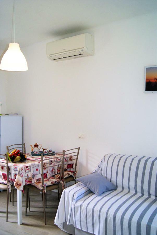 Chez Il Pino Apartment Вернаца Екстериор снимка